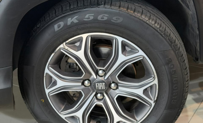 Fiat Strada Volcano 1.3 Flex 8V CD 2021 Flex-16