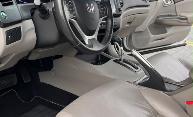Honda Civic Sedan LXR 2.0 Flexone 16V Aut. 4p 2016 Flex-15