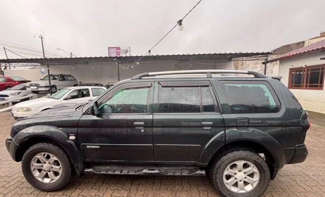 Mitsubishi Pajero Sport HPE 2.5 4x4 Diesel Aut. 2010 Diesel-6
