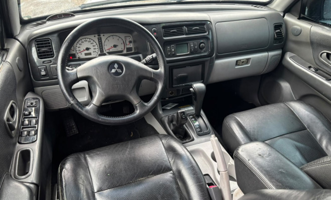 Mitsubishi Pajero Sport HPE 2.5 4x4 Diesel Aut. 2010 Diesel-0