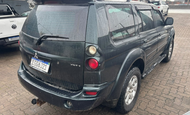 Mitsubishi Pajero Sport HPE 2.5 4x4 Diesel Aut. 2010 Diesel-2