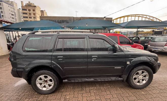 Mitsubishi Pajero Sport HPE 2.5 4x4 Diesel Aut. 2010 Diesel-1