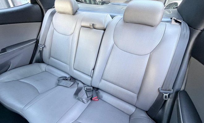 Hyundai Elantra GLS 1.8 16V Aut. 2012 Gasolina-14