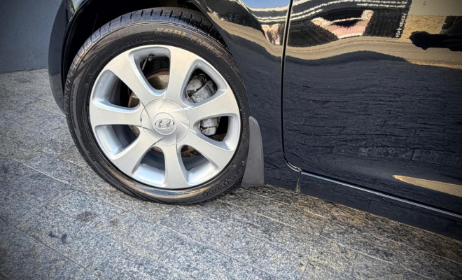 Hyundai Elantra GLS 1.8 16V Aut. 2012 Gasolina-0