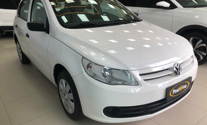 VW - VolksWagen Gol (novo) 1.0 Mi Total Flex 8V 4p 2012 Flex