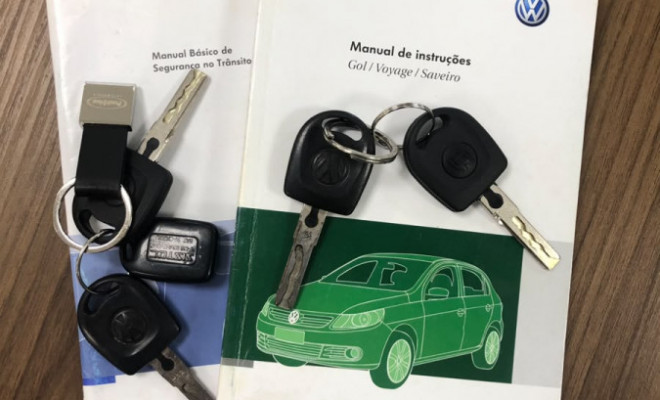 VW - VolksWagen Gol (novo) 1.0 Mi Total Flex 8V 4p 2012 Flex-7