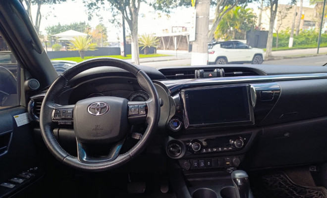 Toyota Hilux CD SRX 4x4 2.8 TDI 16V Diesel Aut. 2019 Diesel-6