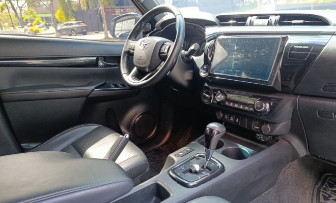 Toyota Hilux CD SRX 4x4 2.8 TDI 16V Diesel Aut. 2019 Diesel-10