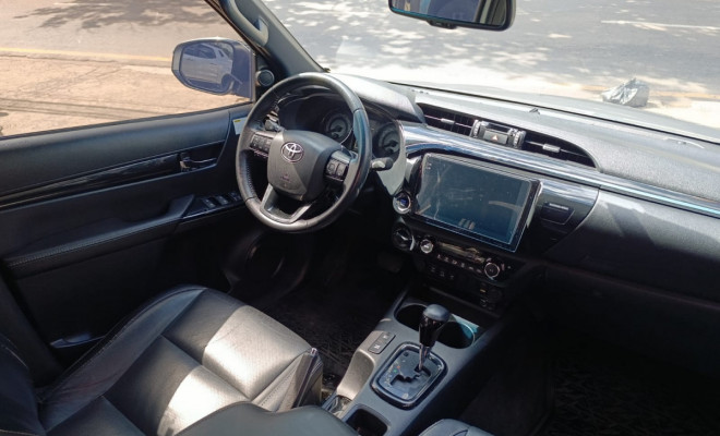 Toyota Hilux CD SRX 4x4 2.8 TDI 16V Diesel Aut. 2019 Diesel-9
