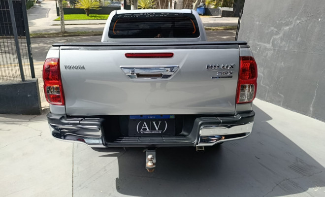 Toyota Hilux CD SRX 4x4 2.8 TDI 16V Diesel Aut. 2019 Diesel-3