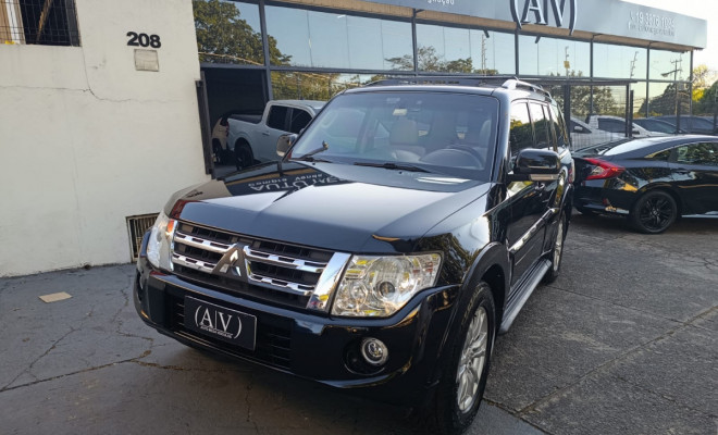 Mitsubishi Pajero HPE Full 3.2 4x4 T.I.Dies. 5p Aut 2013 Diesel
