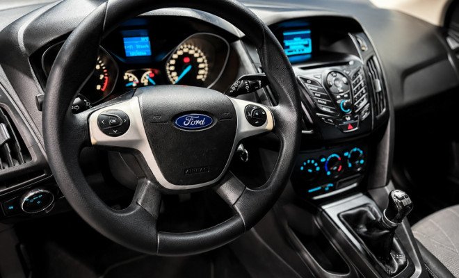 Ford Focus 1.6 S/SE/SE Plus Flex 8V/16V  5p 2014 Flex-13