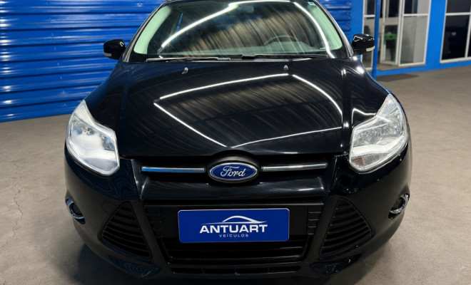 Ford Focus 1.6 S/SE/SE Plus Flex 8V/16V  5p 2014 Flex-6