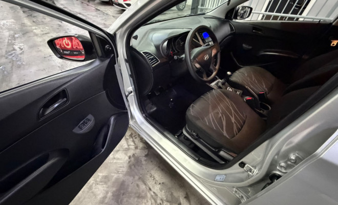 Hyundai HB20 Comf./C.Plus/C.Style 1.0 Flex 12V 2014 Flex-6