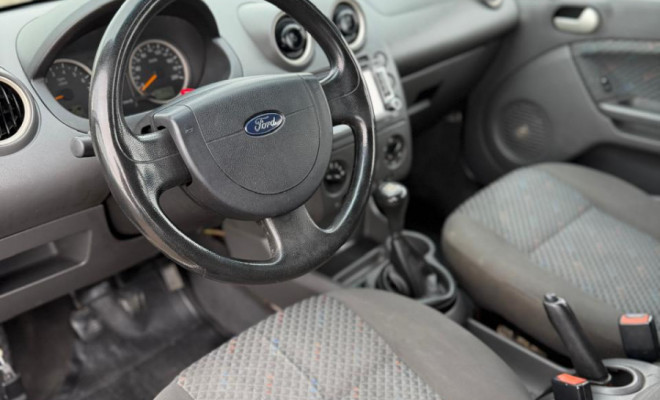 Ford Fiesta 1.6 8V Flex/Class 1.6 8V Flex 5p 2005 Flex-6