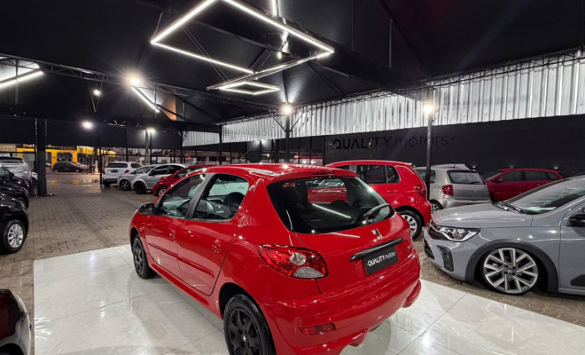 Peugeot 207 Active 1.4 Flex 8V 5p 2014 Flex-4