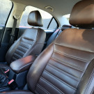VW - VolksWagen JETTA Trendline 1.4 TSI 16V 4p  Aut. 2016 Gasolina-9