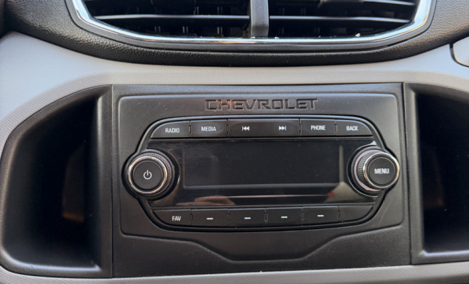 GM - Chevrolet ONIX HATCH LT 1.0 8V FlexPower 5p Mec. 2019 Flex-10