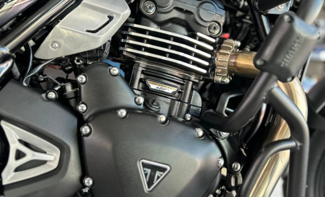 TRIUMPH SCRAMBLER 400 X 2025 Gasolina-5