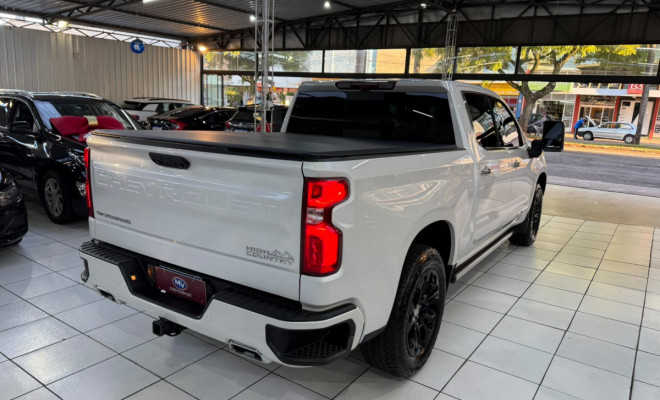 GM - Chevrolet Silverado High Country 5.3 V8 AWD Aut. 2024 Gasolina-3