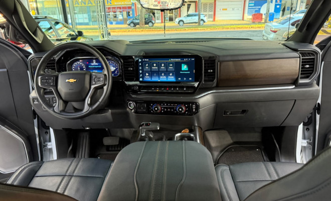 GM - Chevrolet Silverado High Country 5.3 V8 AWD Aut. 2024 Gasolina-9