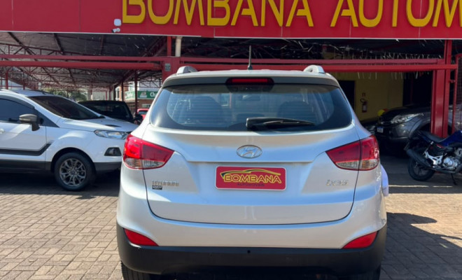 Hyundai ix35 2.0 16V 170cv 2WD/4WD Aut. 2011 Gasolina-2