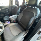 Hyundai ix35 2.0 16V 170cv 2WD/4WD Aut. 2011 Gasolina-8