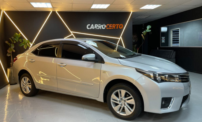 Toyota Corolla GLi 1.8   Aut. 2015 Flex  Bancos em couro  ÓTIMO EM CONFORTO-0