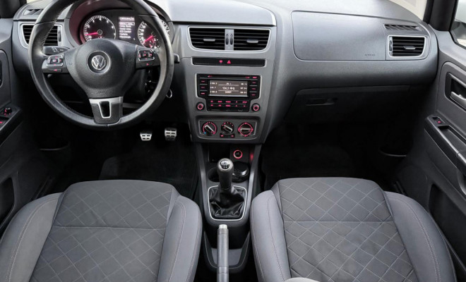 VW - VolksWagen Fox PRIME/Higli. 1.6 Total Flex 8V 5p 2014 Flex-12