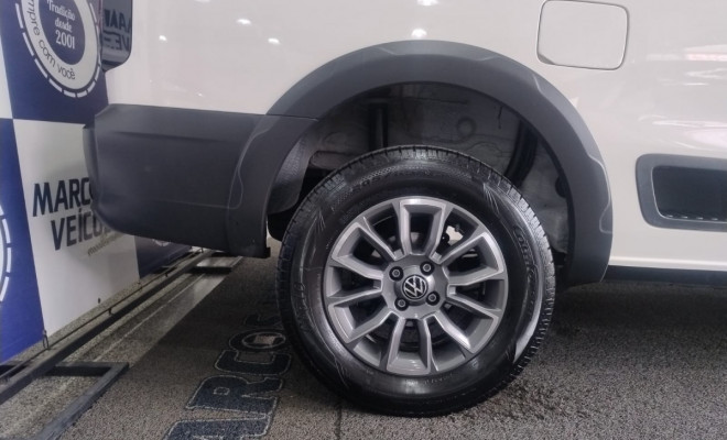 VW - VolksWagen Saveiro Robust 1.6 Total Flex 16V  2024 Flex-4