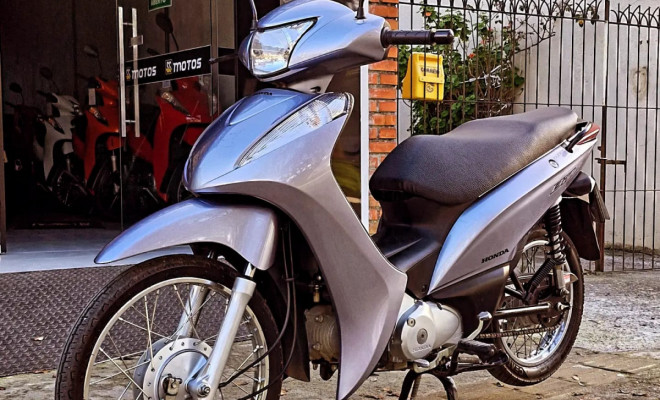 HONDA BIZ 125cc ES/ ano 2015 Flex