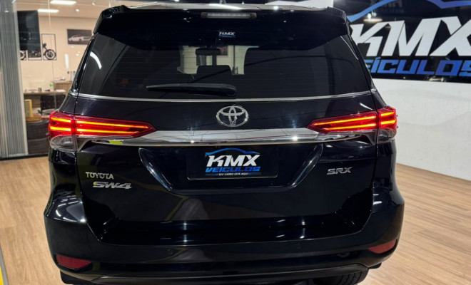 Toyota Hilux SW4 SRX 4x4 2.8 TDI 16V Dies. Aut. 2020 Diesel-5
