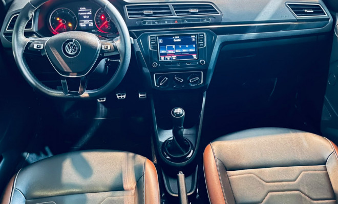 VW - VolksWagen Saveiro CROSS 1.6 T.Flex 16V CD 2019 Flex-6