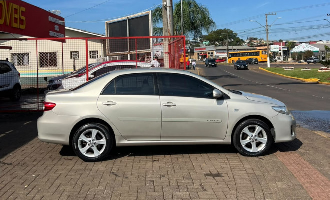 Toyota Corolla XLi 1.8/1.8 Flex 16V Aut. 2014 Flex-4