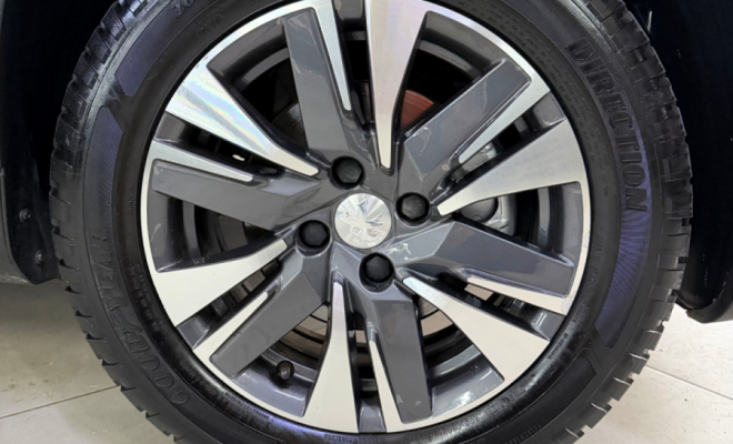 Peugeot 2008 Griffe 1.6 Turbo Flex 16V 5p Aut. 2020 Flex-13