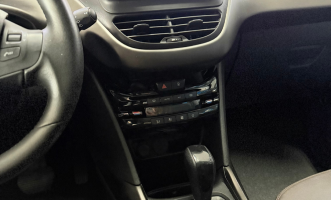 Peugeot 2008 Griffe 1.6 Turbo Flex 16V 5p Aut. 2020 Flex-7