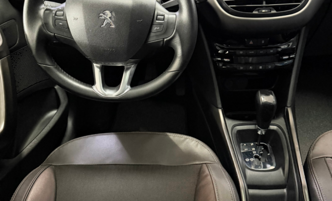 Peugeot 2008 Griffe 1.6 Turbo Flex 16V 5p Aut. 2020 Flex-5
