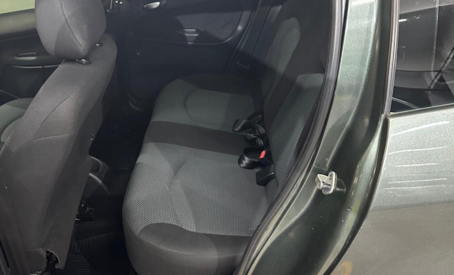 Peugeot 207 SW XR Sport 1.4 Flex 8V 5p 2012 Flex-11