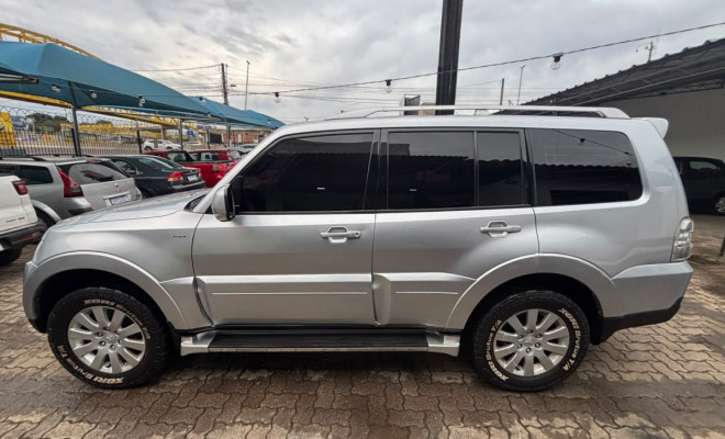 Mitsubishi Pajero HPE Full 3.2 4x4 T.I.Dies. 5p Aut 2008 Diesel-8