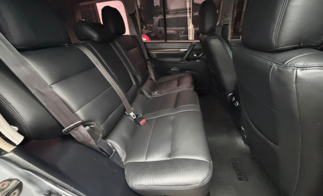 Mitsubishi Pajero HPE Full 3.2 4x4 T.I.Dies. 5p Aut 2008 Diesel-1