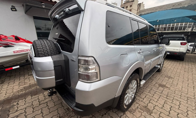 Mitsubishi Pajero HPE Full 3.2 4x4 T.I.Dies. 5p Aut 2008 Diesel-13