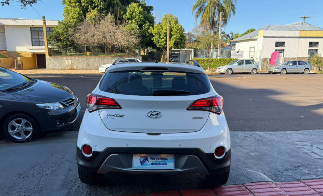 Hyundai HB20X Premium 1.6 Flex 16V Aut. 2017 Flex-4
