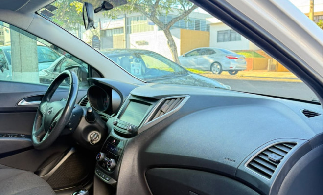 Hyundai HB20X Premium 1.6 Flex 16V Aut. 2017 Flex-9