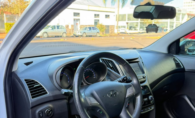 Hyundai HB20X Premium 1.6 Flex 16V Aut. 2017 Flex-8