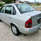 GM Corsa Sedan 1.0 8V - 2004-3