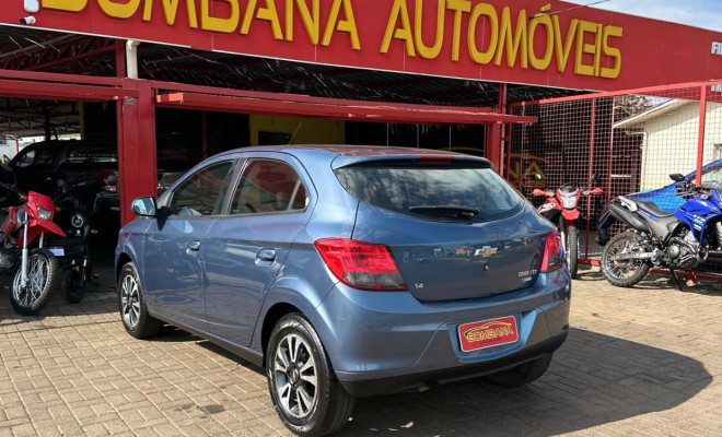 GM - Chevrolet ONIX HATCH LTZ 1.4 8V FlexPower 5p Mec. 2014 Flex-1