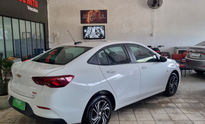 GM - Chevrolet ONIX SEDAN Plus LT 1.0 12V Flex 4p Mec. 2025 Flex-8