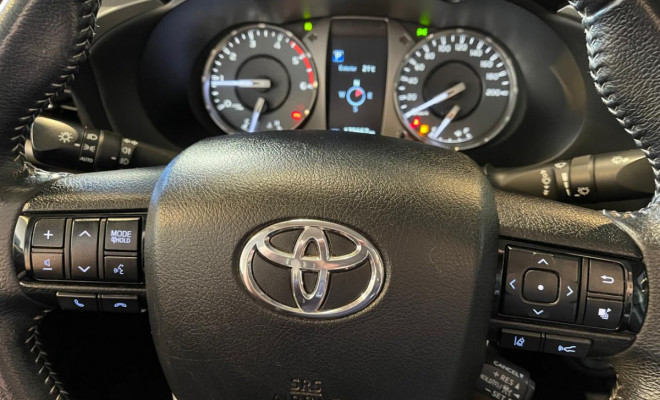 Toyota Hilux CD SRX 2.8 TDI 16V Diesel Aut. Diesel 2021-7