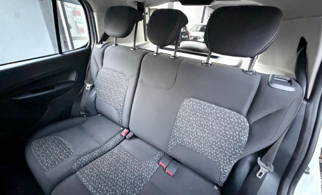 Fiat UNO ATTRACTIVE 1.0 Fire Flex 8V 5p 2021 Flex-4