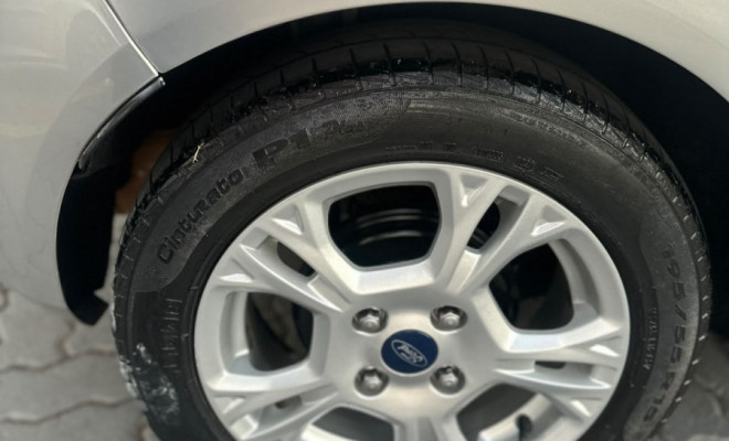 Ford Fiesta SEL 1.6 16V Flex  Aut. 5p 2018 Flex-10